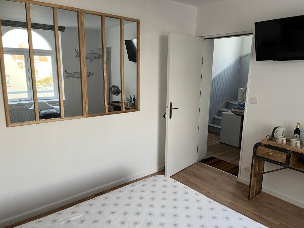 Villa Tremail - La Plage Au Pied De Votre Chambre 维姆勒 外观 照片